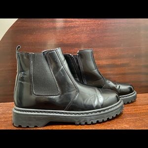 Boohoo Chunky Chelsea Boots